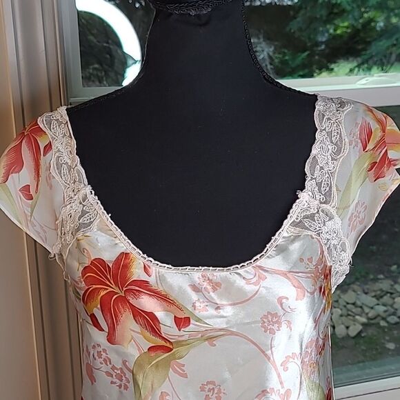 Kim Rogers intimates 100& poly down - Picture 2 of 7